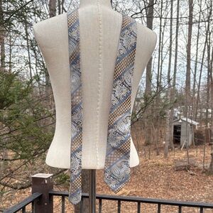 NEW Sparks John Sparks Elegant Paisley and Checkered Tie 100% polyester one size